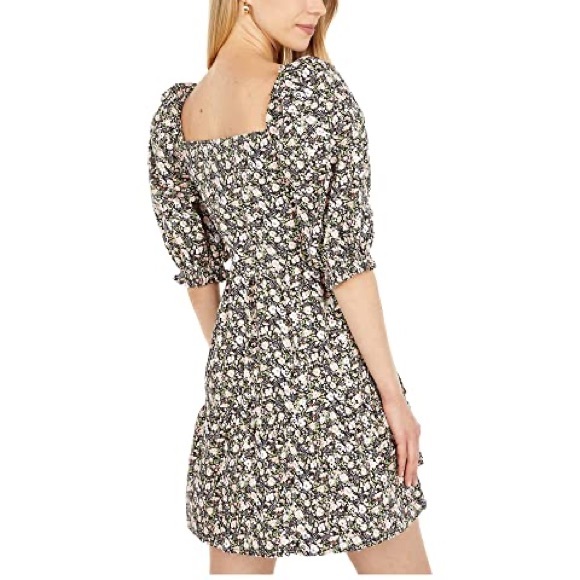 Levi’s - Willa Trapeze Dress - Picture 2 of 4